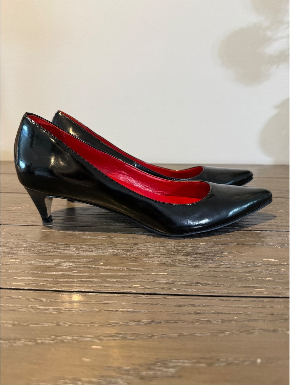 Cole Haan Black Patent Leather Kitten Heel Pumps Size 7.5B